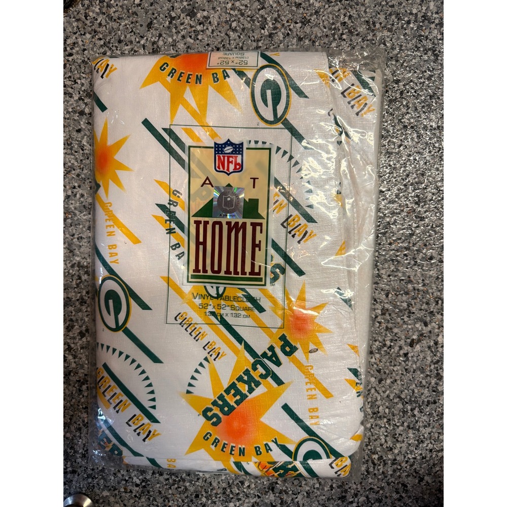 Green Bay Packers NFL At Home Vinyl Tablecloth 52x52 Square Flannel Backed NIP